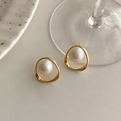 Gold Round Imitation Pearl Studs